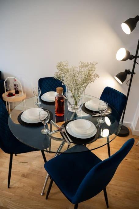 2 Bed Apt In Leeds City Centre المظهر الخارجي الصورة