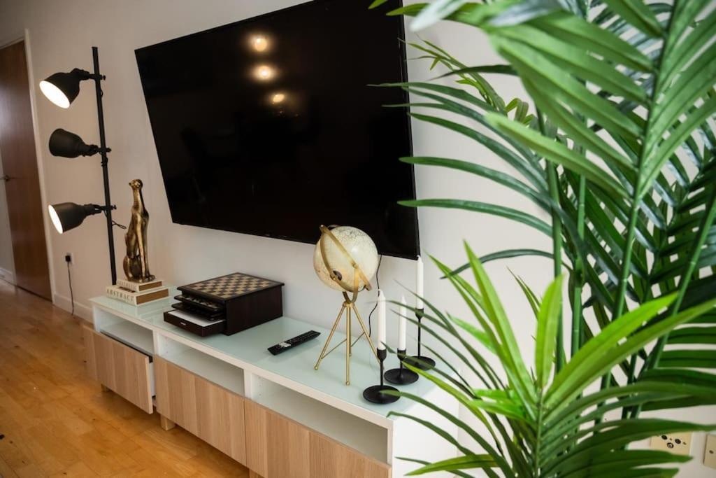 2 Bed Apt In Leeds City Centre المظهر الخارجي الصورة